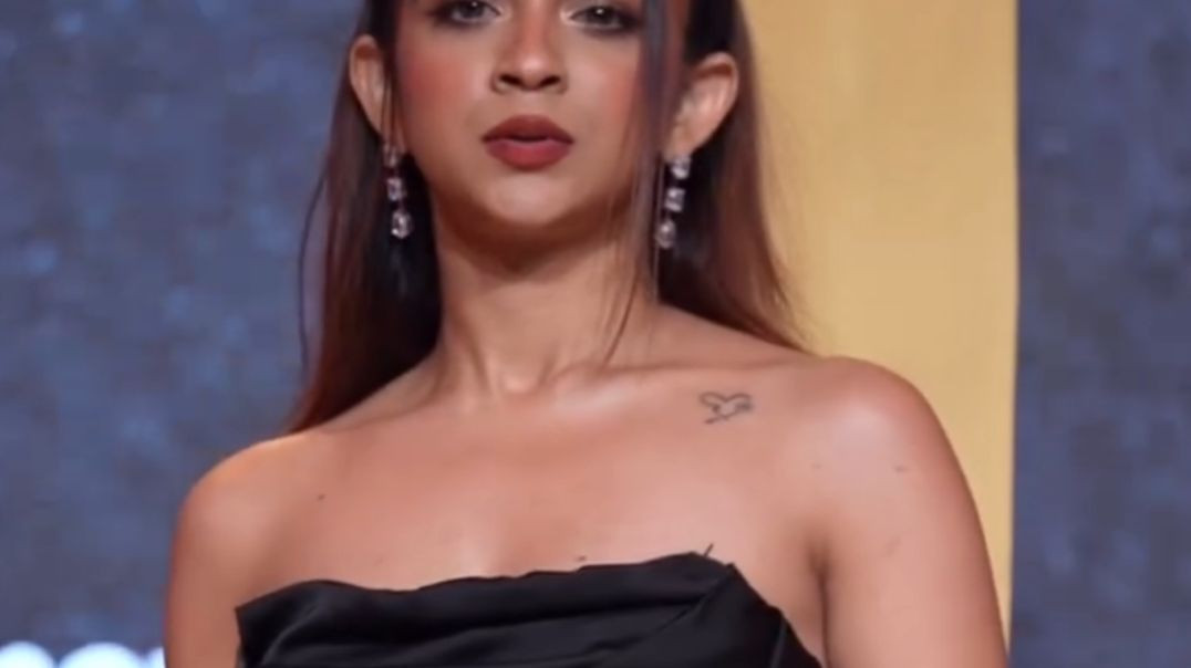 One word for her? 😍